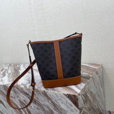 Celine(TRIOMPHE CANVAS)