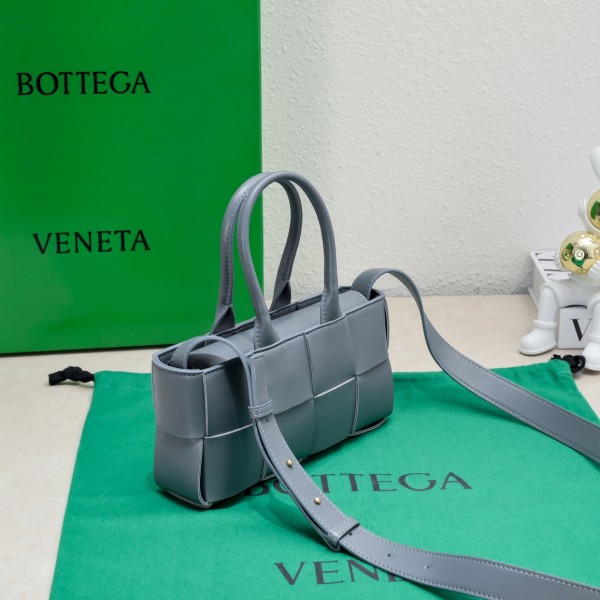 Bottega Veneta(Tote)