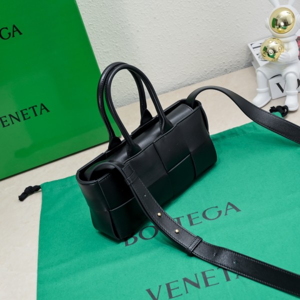 Bottega Veneta(Tote)