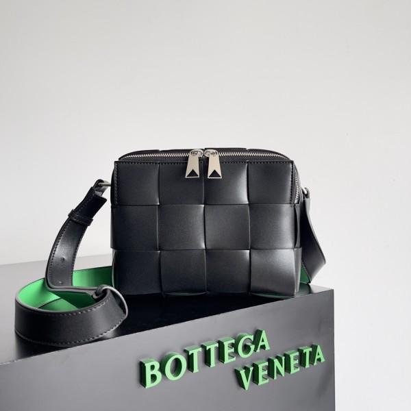 Bottega Veneta(Cassette)