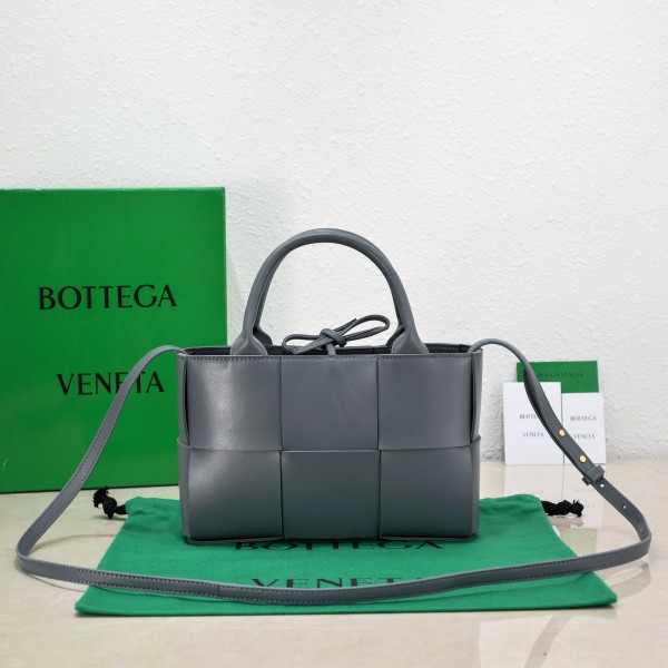 Bottega Veneta(Tote)