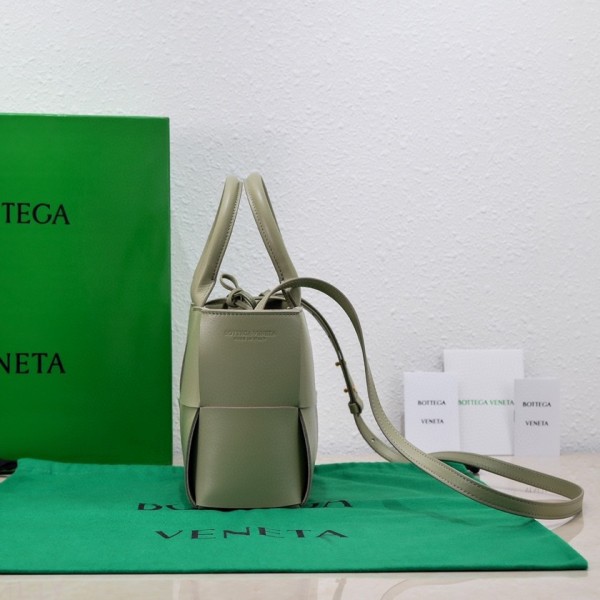 Bottega Veneta(Tote)