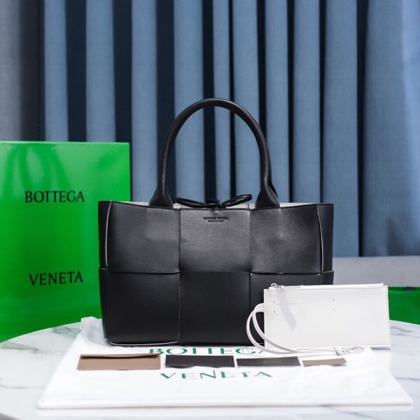 Bottega Veneta(Tote)