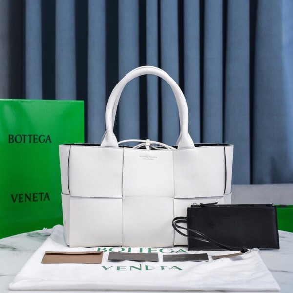 Bottega Veneta(Tote)
