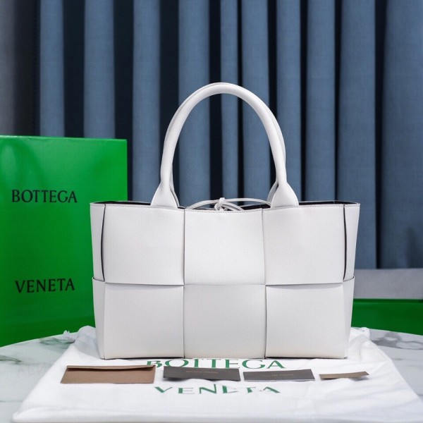 Bottega Veneta(Tote)