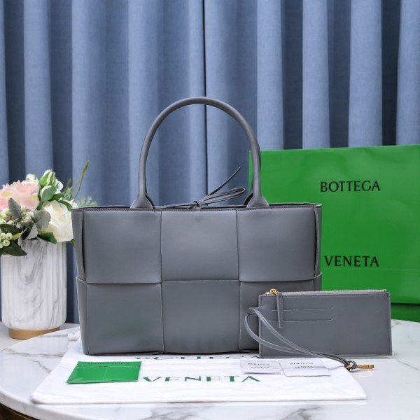 Bottega Veneta(Tote)