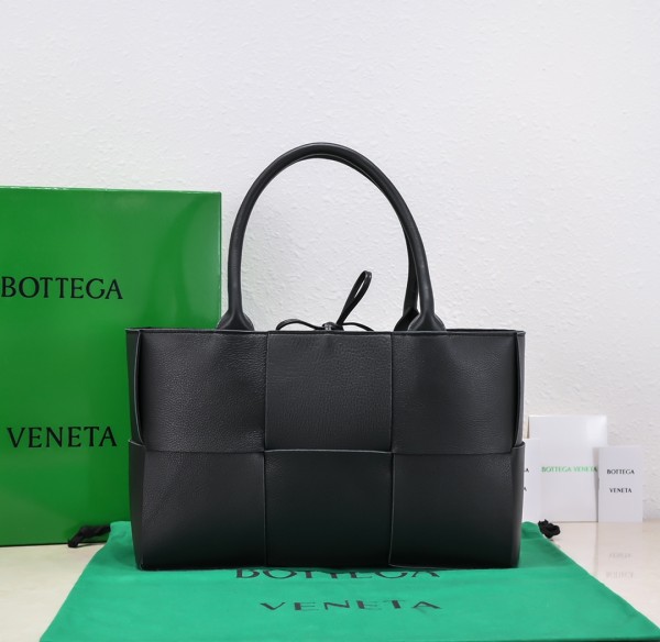 Bottega Veneta(Tote)