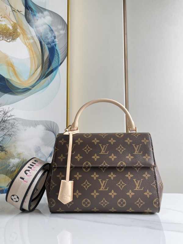 Louis Vuitton(Cluny)