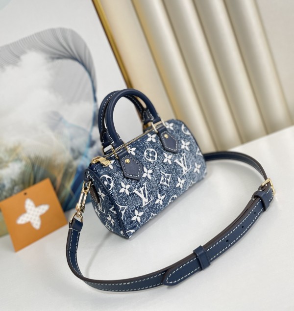 Louis Vuitton(Nano Speedy)