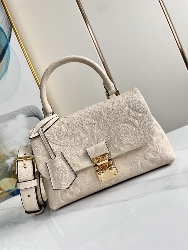 Louis Vuitton(MADELEINE BB)