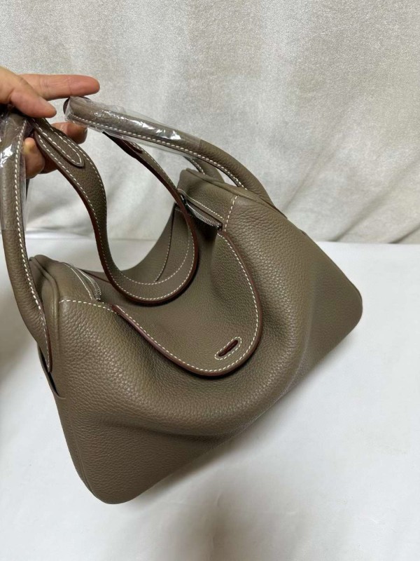 Hermes(完成の前にお客様と連絡して完璧を確認します)