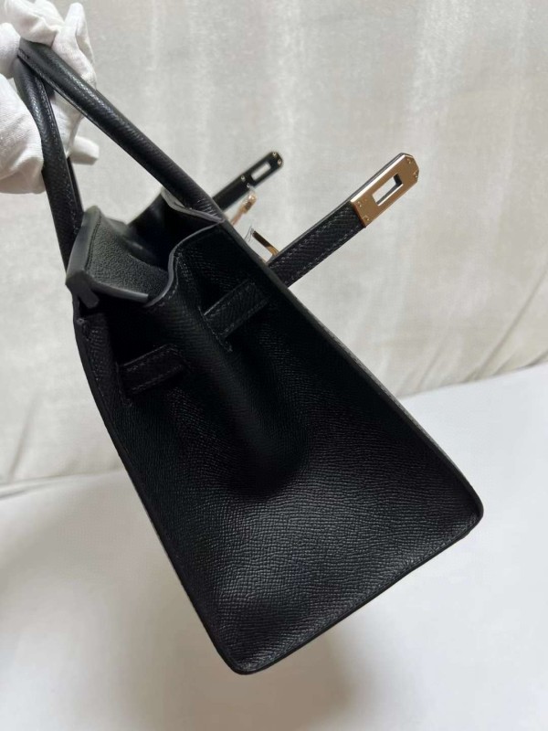 Hermes(完成の前にお客様と連絡して完璧を確認します)