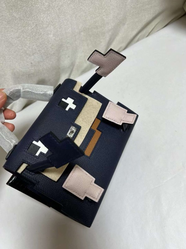 Hermes(完成の前にお客様と連絡して完璧を確認します)