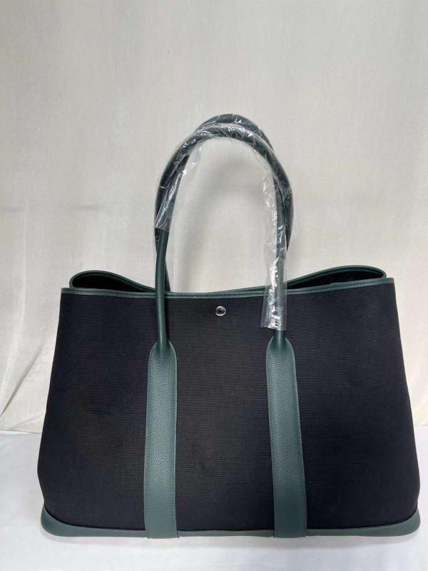 Hermes(完成の前にお客様と連絡して完璧を確認します)