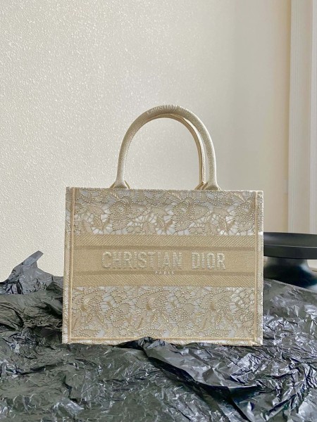 Dior(Book Tote)