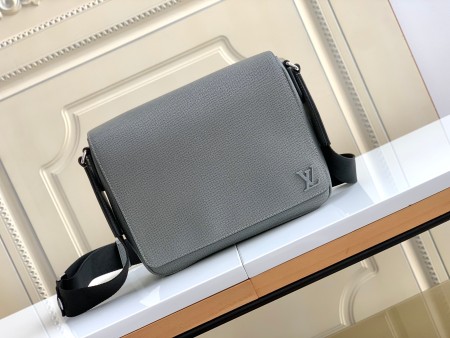Louis Vuitton(District)