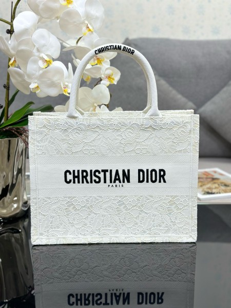 Dior(Book tote)