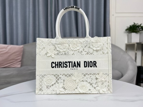 Dior(Book tote)