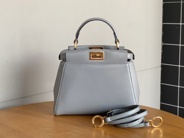 Fendi(peekaboo)