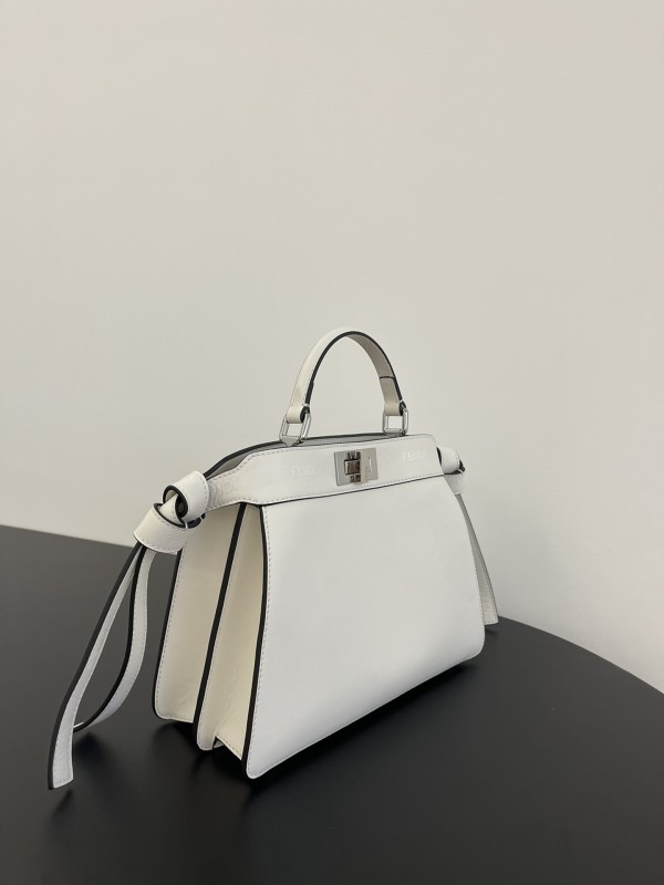 Fendi(peekaboo)