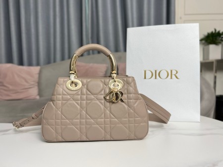 Dior(Lady)
