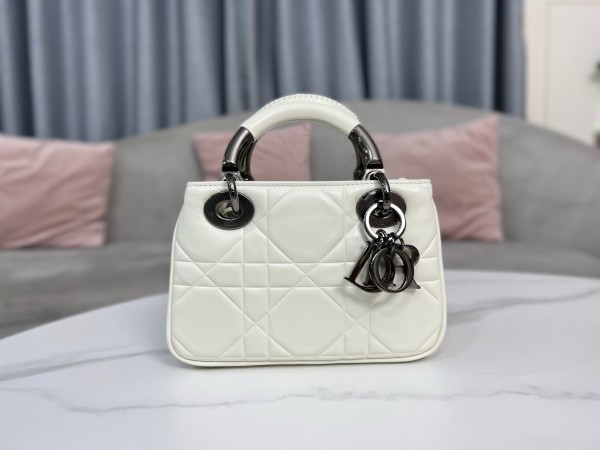 Dior(Lady)