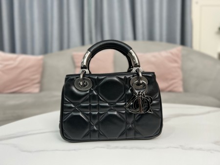 Dior(Lady)
