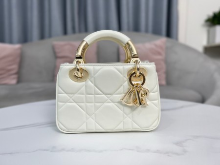 Dior(Lady)