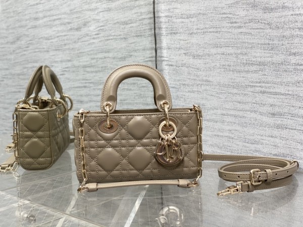Dior(D-Joy)