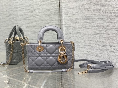 Dior(D-Joy)