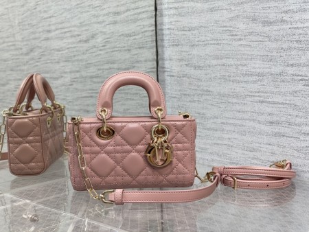 Dior(D-Joy)