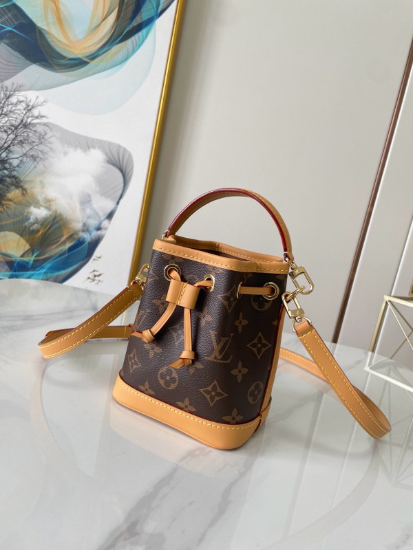 Louis Vuitton(Nano Noe)