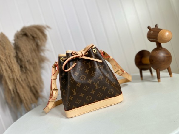 Louis Vuitton(Noe BB)
