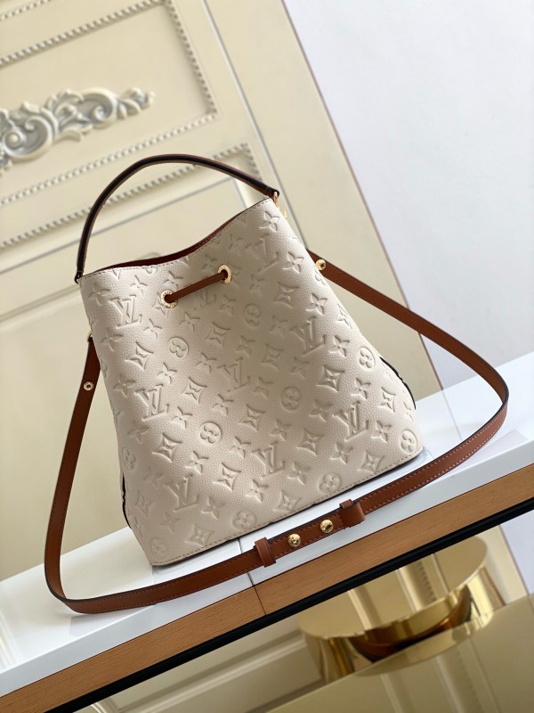 Louis Vuitton(Neo Noe)