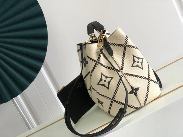 Louis Vuitton(Neo Noe)