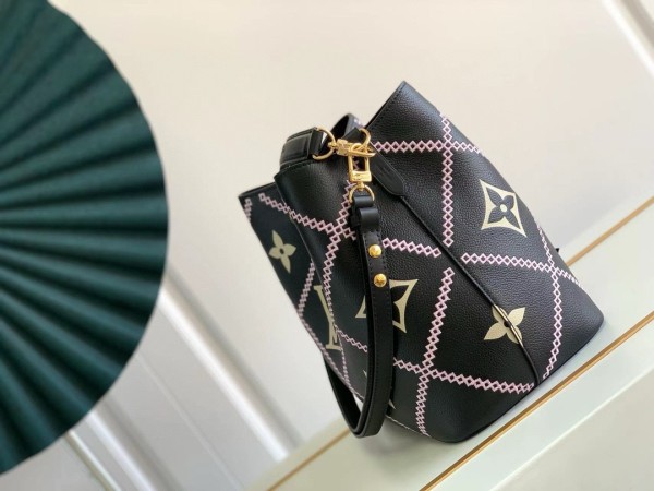 Louis Vuitton(Neo Noe)