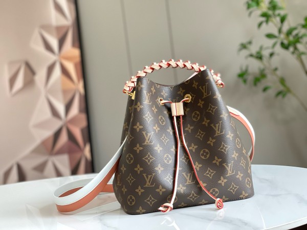 Louis Vuitton(Neo Noe)