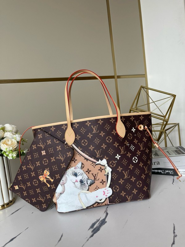 Louis Vuitton(Never full)