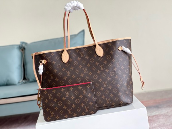 Louis Vuitton(Never full)