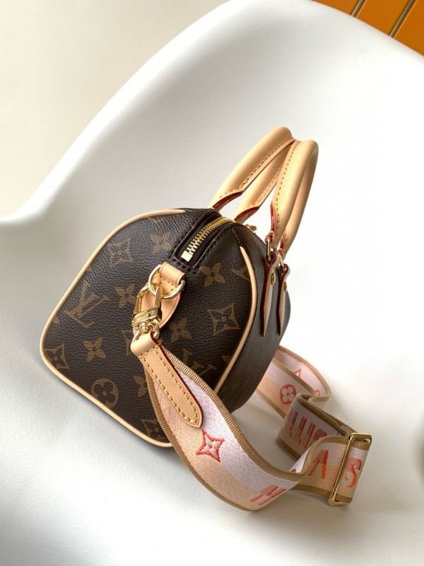 Louis Vuitton(Speedy)