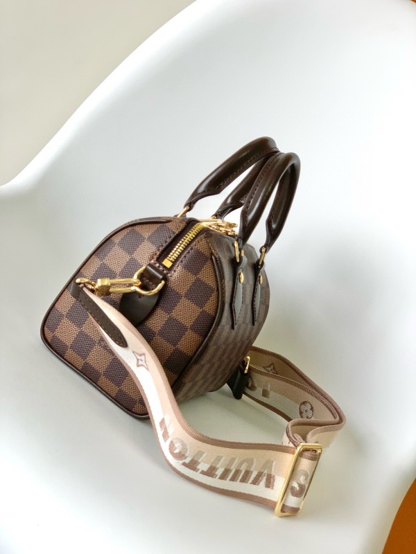 Louis Vuitton(Speedy)