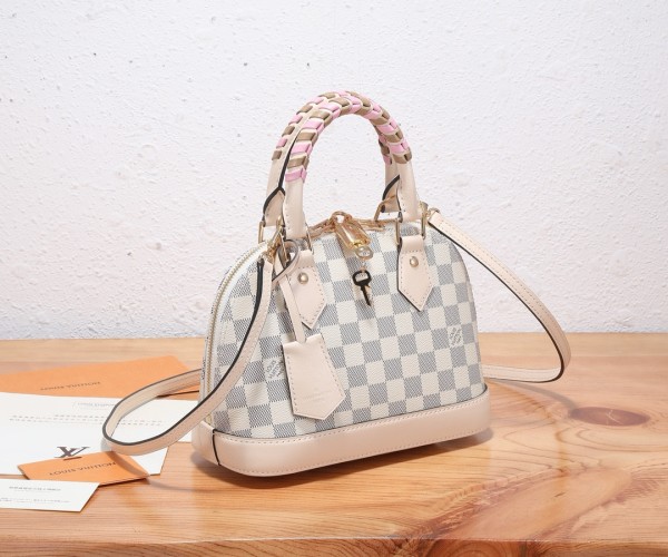 Louis Vuitton(Alma)