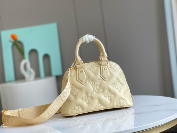 Louis Vuitton(Alma)