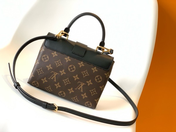 Louis Vuitton(Locky BB)