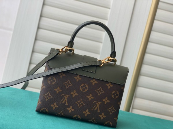 Louis Vuitton(Locky BB)