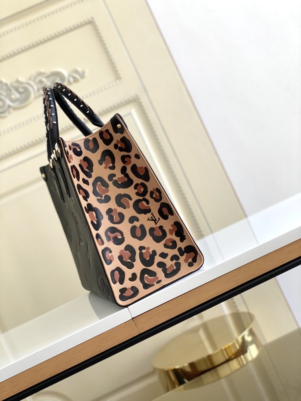 Louis Vuitton(On the go)
