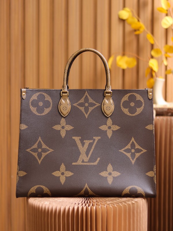 Louis Vuitton(On the go)