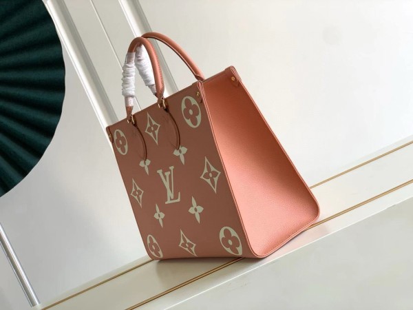 Louis Vuitton(On the go)