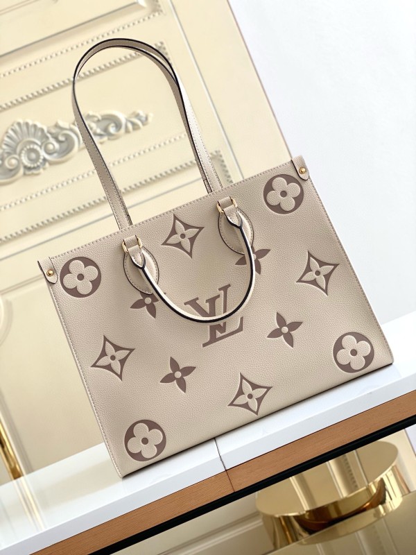 Louis Vuitton(On the go)
