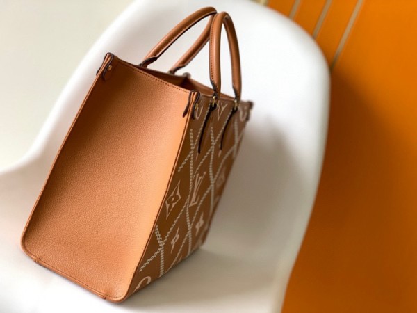 Louis Vuitton(On the go)